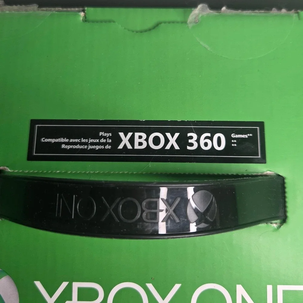 Microsoft Xbox One 500GB Black‎ Overwatch Bundle - no controller or HDMI - 360